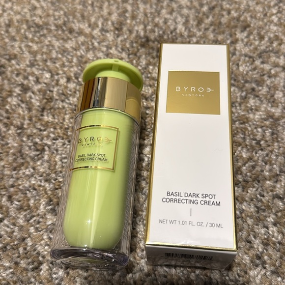 NWT Byroe Basil Dark Spot Correcting Cream - 1.01 fl oz - Picture 7 of 8